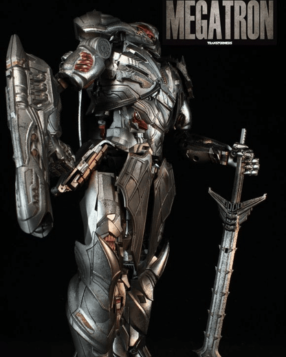 Black Mamba BMB BS-02S Battle Damaged Megatron