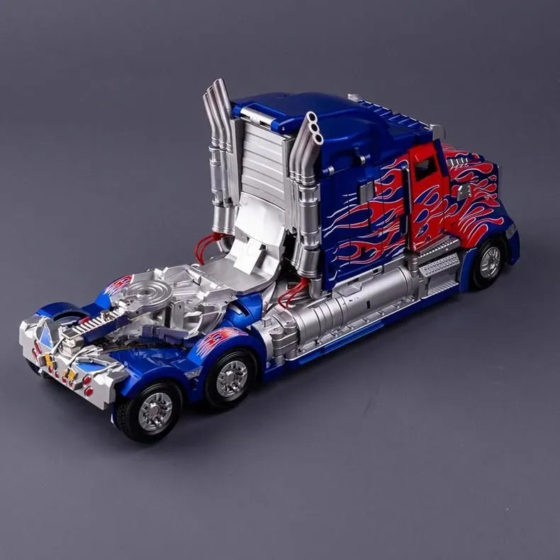 Black Mamba BS-03 Optimus Prime Commander